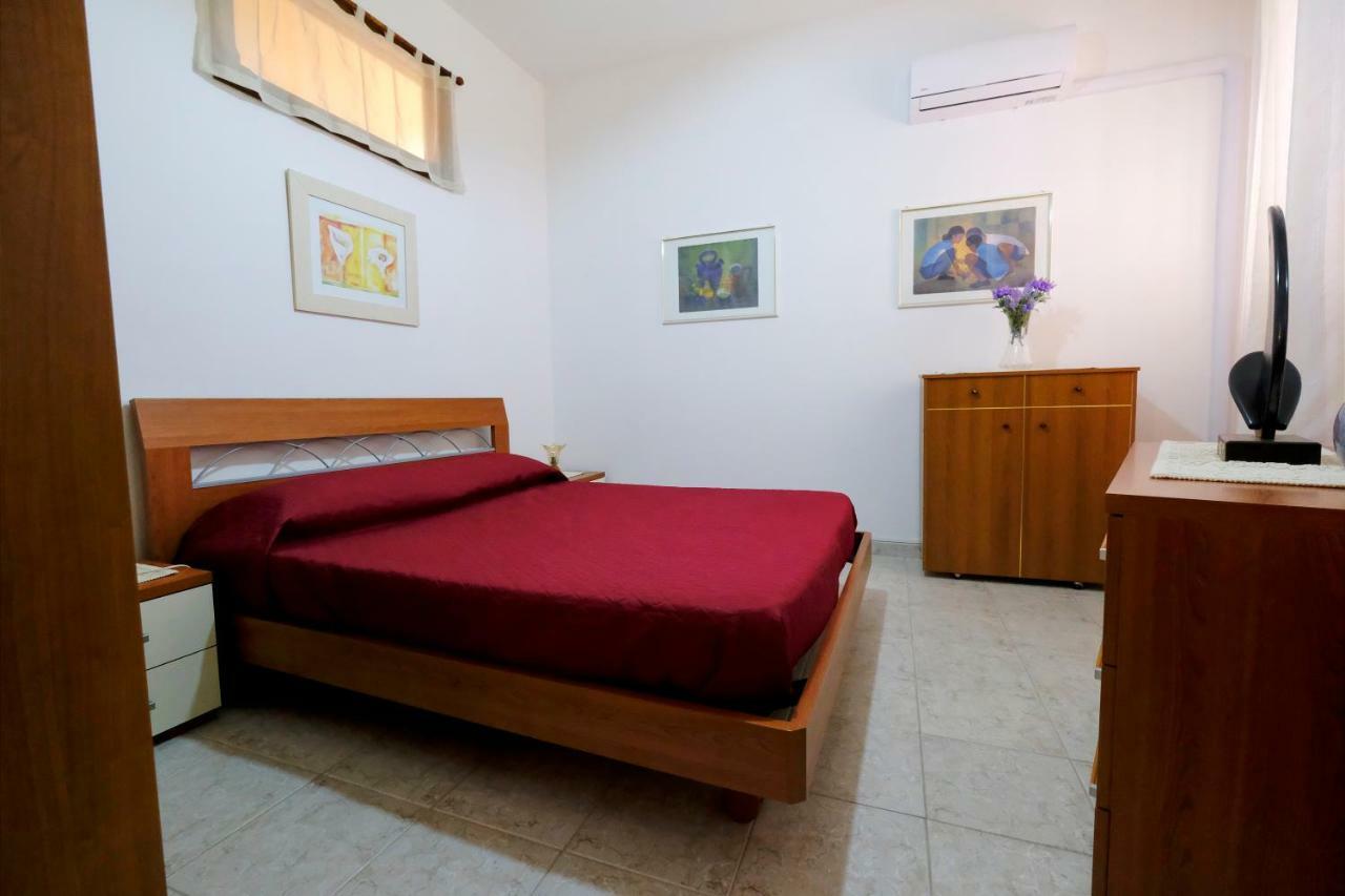 Bed&Breakfast L'Aquilino Iglesias Extérieur photo